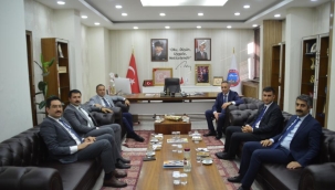 İlçe Kaymakamlardan Başkan Karadoğan'a Tebrik ziyareti