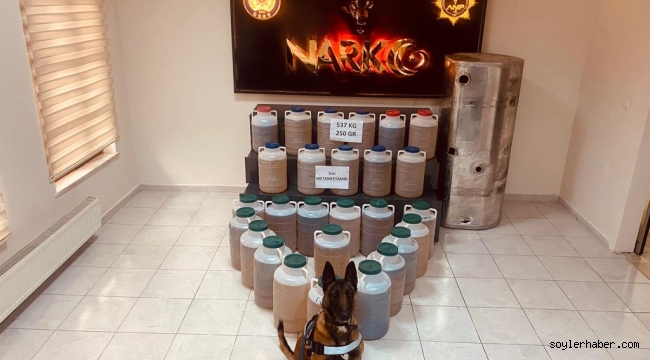 Ağrı'da 537 Kilo 250 Gram Likit Metamfetamin Ele Geçirildi.