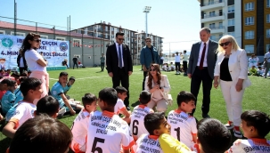 IC Vakfı tarafından 4. Minikler Futbol Şenliği düzenlendi.