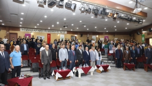 Medeniyetler Beşiği Iğdır'da "Batıyı Aydınlatan Doğu Bilimi" İsimli Konferans Düzenlendi!