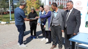 Ağrı'da İkramlarla Karşılanan  Öğrencilere "Yurdunuz Yuvanızdır", "Evinize hoş geldiniz"