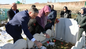 Ağrı'da vefat eden öğretmenler unutulmadı