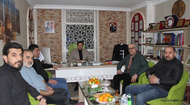 İŞİNSANI CENGİZ ÇELİK BASIN MENSUPLARI İLE İFTAR PROGRAMINDA BİR ARAYA GELDİ