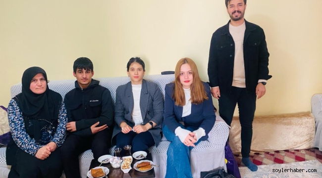 Bir Çayınızı İçebilirmiyiz