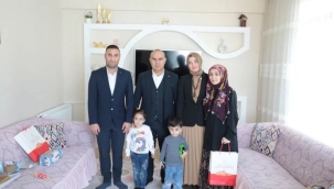 VALİ KOÇ, ŞEHİT VE GAZİ AİLELERİNİ ZİYARET ETTİ