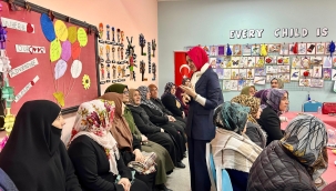 KOÇ VE İPAR, KADINLAR İLE BİR ARADA