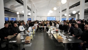 AİÇÜ Rektörü Prof. Dr. KARABULUT, Öğrencilerle İftar Sofrasında Buluştu