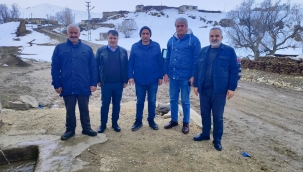 AK KADROLAR TÜRKİYE-İRAN SINIR BOYU KÖYLERİNDE SEÇİM ÇALIŞMALARINA DEVAM EDİYOR