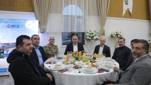  ARKOZ AİLESİ İFTAR PROGRAMINA YOĞUN İLGİ