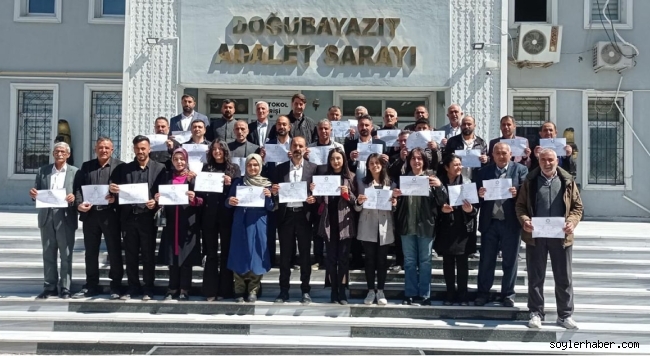 DOĞUBAYAZIT'TA BELEDİYE BAŞKANI KENAN ALKAN MAZBATASINI ALDI