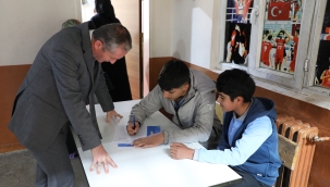 Ağrı Milli Eğitim Müdürü Kökrek, öğretmenlere "Türkiye Yüzyılı Maarif Modeli"ni anlattı