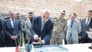 İshak Paşa Sarayı'nda Nur'ul Ayn 2. Ulusal Karma Sergi ve Workshop etkinliği