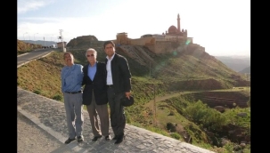  Seyyid Faruk Arvasi Bolu'da Vefat Etti.