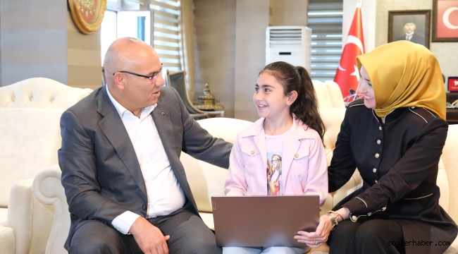 Vali Koç, 9 yaşındaki Zeynep Ela Doğan'ın 'Vali' olma hayalini gerçekleştirdi.