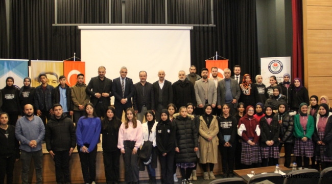 Doğubayazıt'ta "Bir Bilenle Bilge Nesil" Projesi Kapsamında, "Kitabın İkramı Bizden, İkra'sı Sizden Olsun!