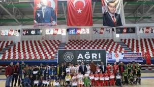 Ağrı'da Öğrenciler Canla Başla Mücadele Ettiler!