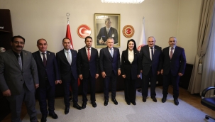  AK Parti Ağrı Milletvekili Kilerci, Ağrı Ekibini Bakan Bak İle Görüştürdü