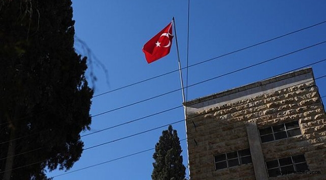 TÜRK BAYRAĞI YENİDEN SURİYE TOPRAKLARINDA DALGALANIYOR