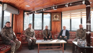 Vali Mustafa Koç, Özel Harekat Şube Müdürlüğünü Ziyaret Etti.