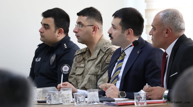  Diyadin İlçesinde "Eğitimde Güvenliğin Önemi" Toplantısı