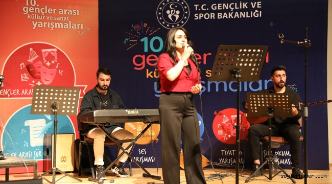 Ağrı'da Gençler Arası Ses Yarışması İl Finali Yapıldı