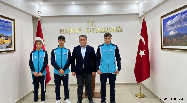 Eleşkirt Kaymakamı Saygılı, Türkiye Şampiyonlarını Kabul Etti