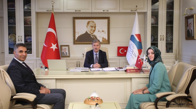  AİÇÜ'de Kadın Akademisyene Anlamlı Görev