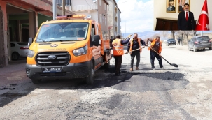 Diyadin'de Karayolları Ağı Yenileniyor: Yama Çalışmaları Başladı