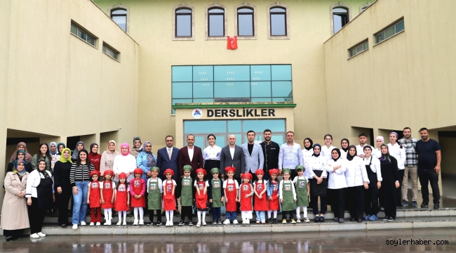 Doğubayazıt ADEM-2'de Miniklere ve Ailelerine Pizza İkramı