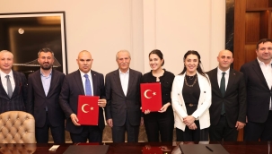 Doğubayazıt'ta yapılacak olan İbrahim Çeçen Turizm Meslek Lisesi ve Uygulama Oteli protokolü İstanbul'da imzalandı.