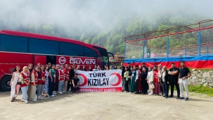 ​​​​​​​Öğrencilere Doğubayazıt Kızılay'dan Rize-Trabzon Gezisi