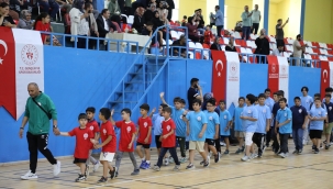 Ağrı'da GSB Spor Okulları Açılış Töreni Yapıldı