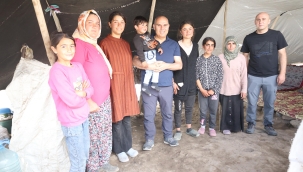 Vali Koç ve Kaymakam Ekinci, Ağrı Dağı'nda Kıl Çadırlarda Yaşayan Yaylacıları Ziyaret Etti.