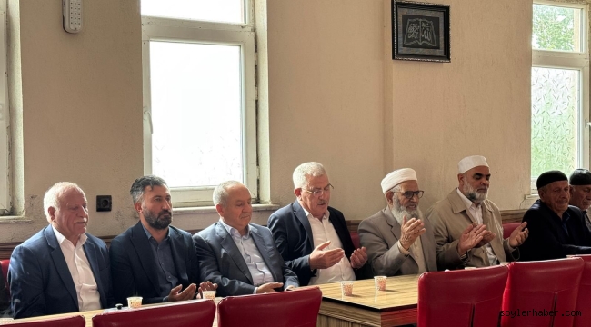 AK Parti Ağrı İl Başkanı İlhami Yıldız'ın Girişimiyle Ağrı'da Husumetli Aileler Birbirilerine Barış Ellerini Uzattılar