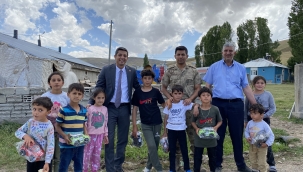 Hamur Kaymakamı Mehmet Nesip Mahir, Şehit Aileleri ve Köy Ziyaretleriyle Yoğun Mesaisini Sürdürüyor