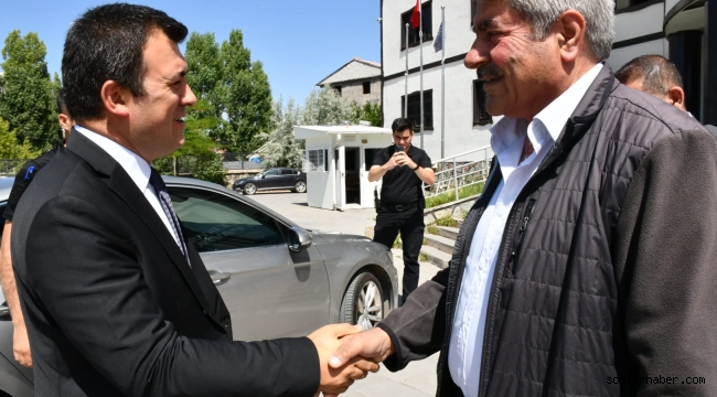 ​​​​​​​Patnos Kaymakamı Dertlioğlu, Belediye Başkanı Taşkın'ı Ziyaret Etti.