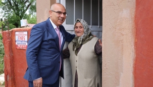 Vali Koç'tan Sıcak Sürpriz, Taşlıçay'da Bir Nineyle Gönül Bağı