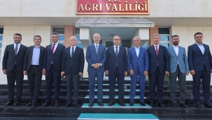 YÖK Başkanı Prof. Dr. Erol Özvar ve IC Holding Yönetim Kurulu Başkanı İbrahim Çeçen Ağrı'da Önemli Temaslarda Bulundu