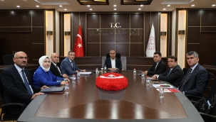 Ağrı'da Kaymakamlar Toplantısı Düzenlendi