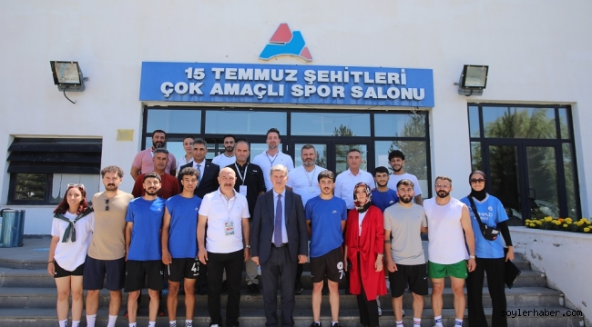 AİÇÜ Rektörü Prof. Dr. İlhami Gülçin, ÖZYES Sınavına Katılan Öğrencilere Başarı Diledi