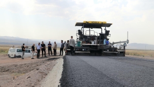 ​​​​​​​Doğubayazıt Kaymakamı Ekinci, Köylerimizde Altyapı Sorunu Bitene Kadar Çalışmalar Devam Edecek.