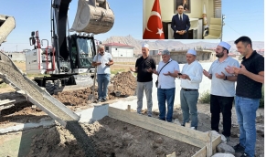 Doğubayazıt Kaymakamı Ekinci'nin Destekleriyle Hz. Ali Camii'nin Minaresi İçin temel Atma Merasimi
