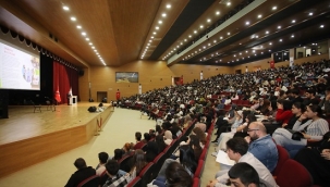 AİÇÜ'de Birinci Sınıf Öğrencilerine Yönelik Oryantasyon Programı Düzenlendi