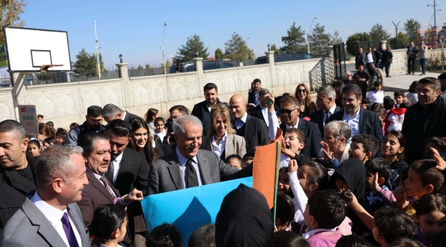 Eğitime Destek ve Gelecek Vadeden Projeler: Çeçen ve Kökrek Ağrı'da Öğrencilerle Buluştu
