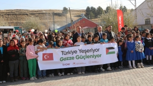 Ağrı'da Türkiye Yeşeriyor, Gazze Güçleniyor Projesi Kapsamında Fidanlar Dikildi