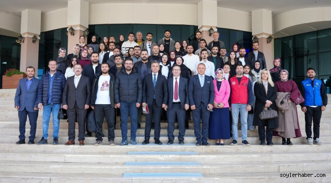 AİÇÜ'de Öğrenci Kulüpleri ile Yönetim Buluşması Gerçekleştirildi