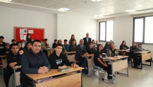  Doğubayazıt İlçe Milli Eğitim Müdürü'nden Tarihi Bir Ziyaret: Ömer Çoktin Fen Lisesi İlk Mezunlarına Motivasyon