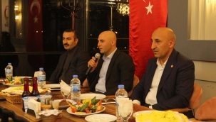 ​​​​​​​Doğubayazıt'ta Kızılay Haftası'nda Anlamlı Gecede Bağışçılar Onurlandırıldı