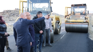 Vali Koç ve Kaymakam Ekinci, Ağrı Dağı Eteklerinde Sürdürülen Altyapı Seferberliğini Yerinde Denetledi