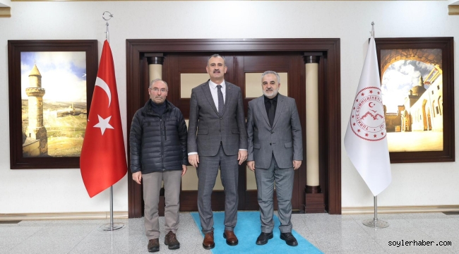 Ağrı Dağı Gazeteciler Cemiyeti'nden Vali Dr. Önder Bozkurt'a Nezaket Ziyareti